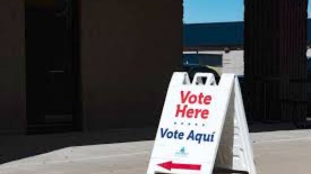 Arizona's Primary Election Reform Voters Set to Make a Historic Choice (1)