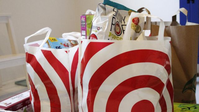 California Bans Paper and Plastic Bags New Law Eliminates Shopping Bag Choice (1)