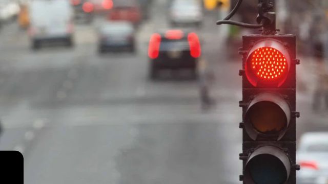 Updated Florida Traffic Rule 2024 When to Turn on a Red Light (1)