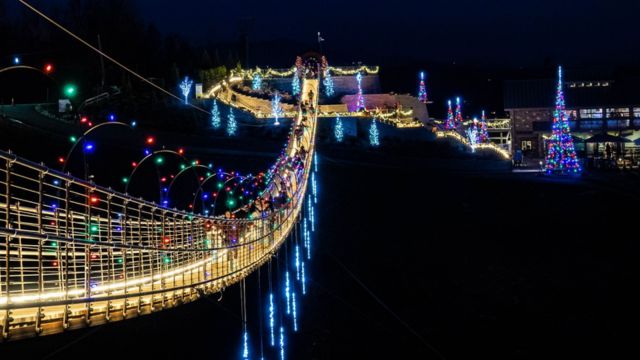 Charming Christmas in the Tennessee Mountains: The Winter Magic Fantasy of Lights Parade