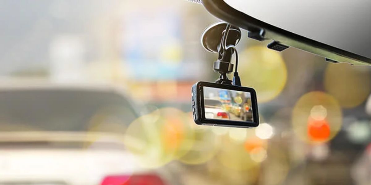 South Carolina Dash Cam Laws: What’s Allowed and What’s Not