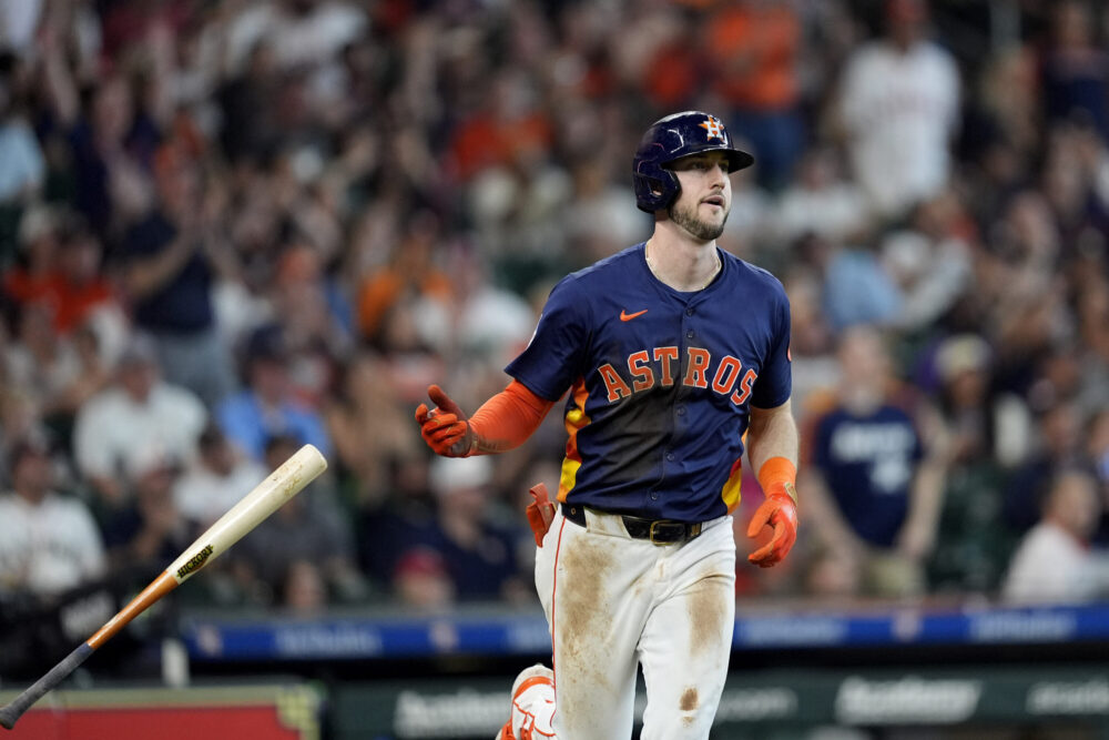 Astros trading All-Star outfielder Kyle Tucker to Cubs, source says